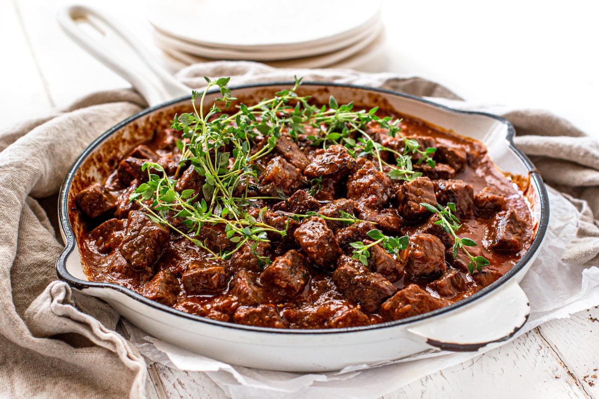 Tale Uegnet Sjov Beef & Red Wine Casserole — Barossa Fine Foods